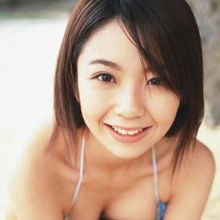 秋山奈奈