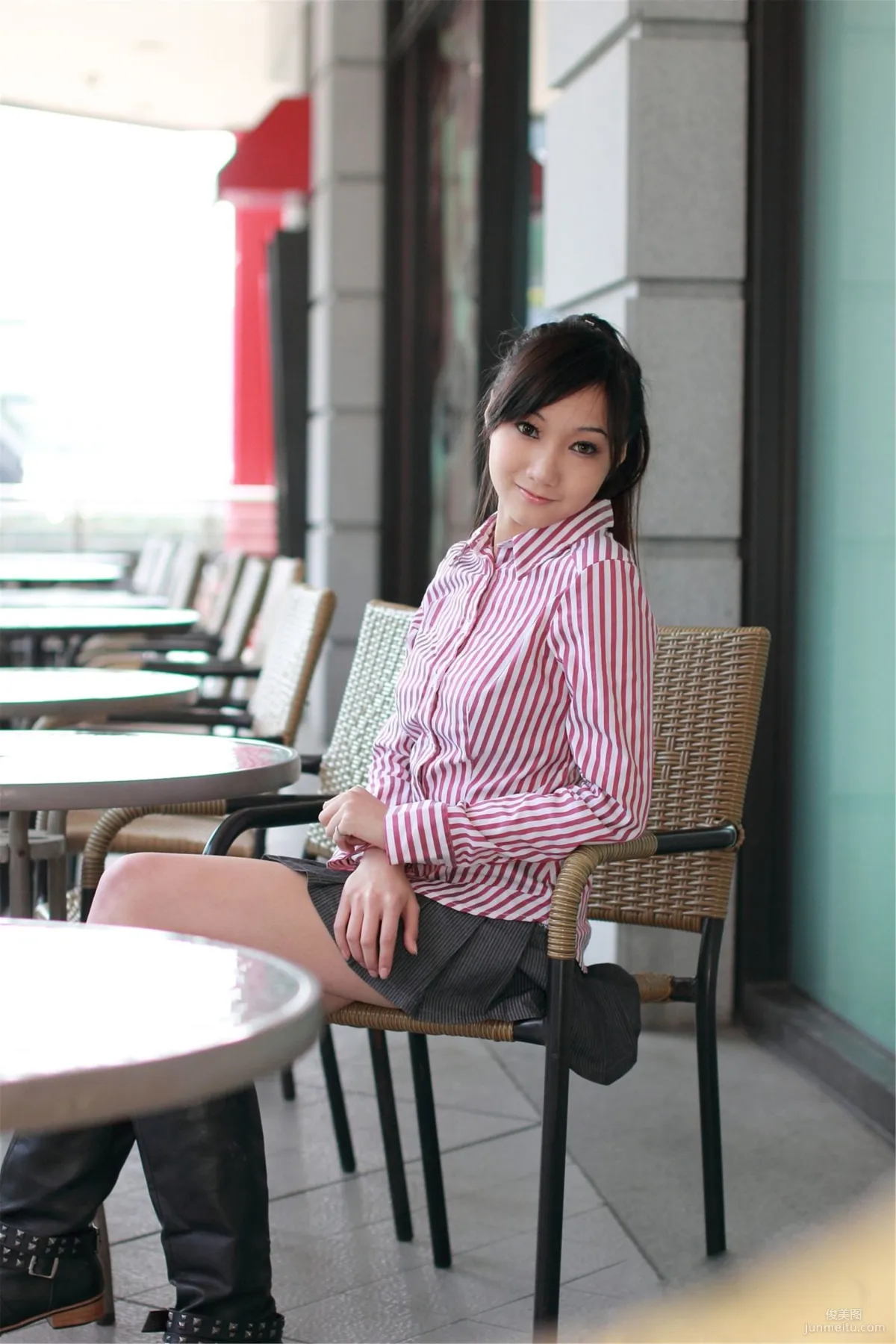 Tina陈思婷《筩玥下午茶外拍》写真集