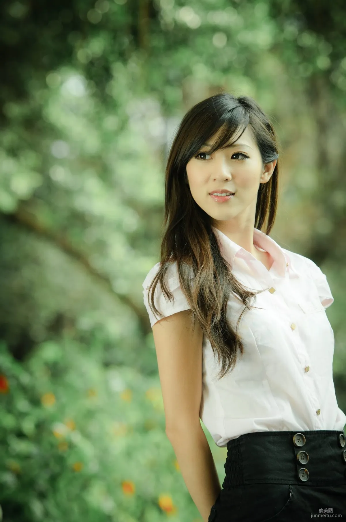 韩雨洁Gennie/韋韋/陈韦蓉《小清新唯美外拍》写真集