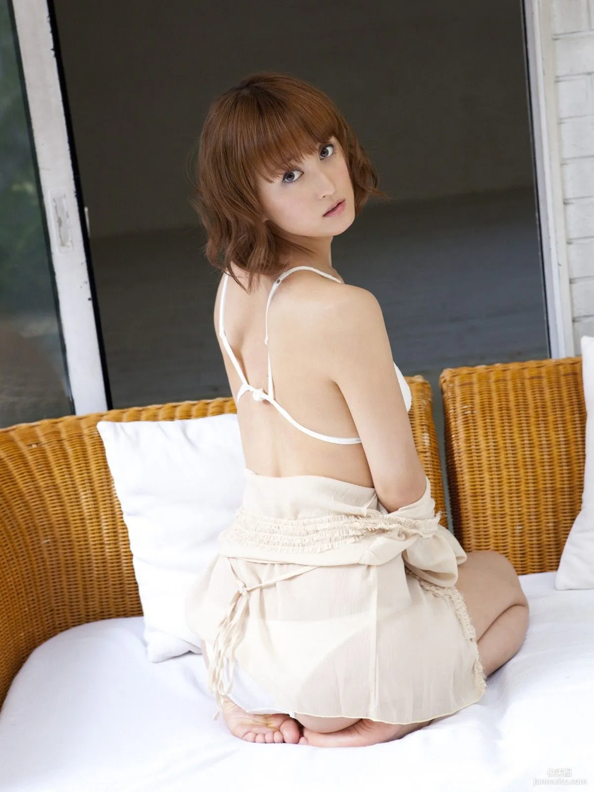 小松彩夏《Short hair doll》 写真集 [Sabra.net] COVER GIRL