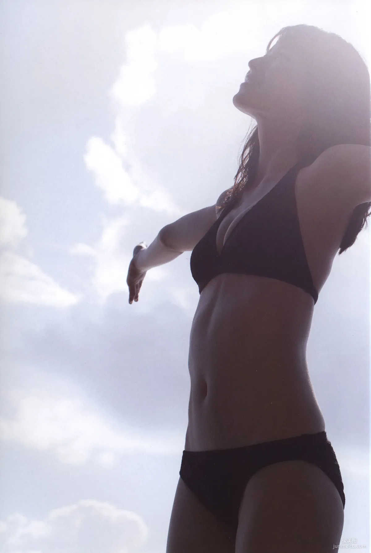 Maimi Yajima 矢島舞美 《PURE EYES》 写真集
