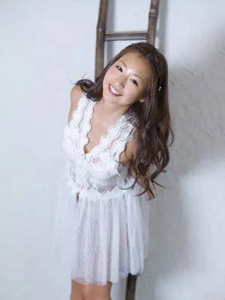 佐山彩香《ボインはオールA!! 2》 写真集 [Sabra.net] Strictly Girl