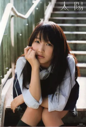Riho Sayashi 鞘師里保《太陽》写真集
