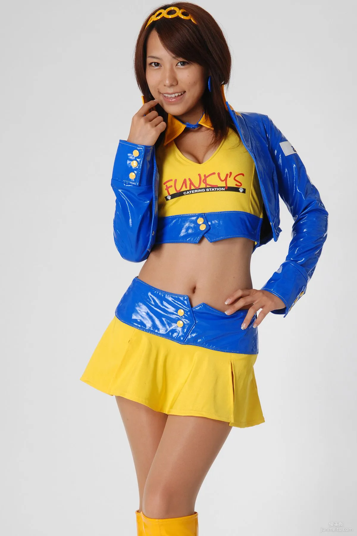 [BWH] HRQ0079 柏木美里《赛车女郎+泳装高叉》写真集