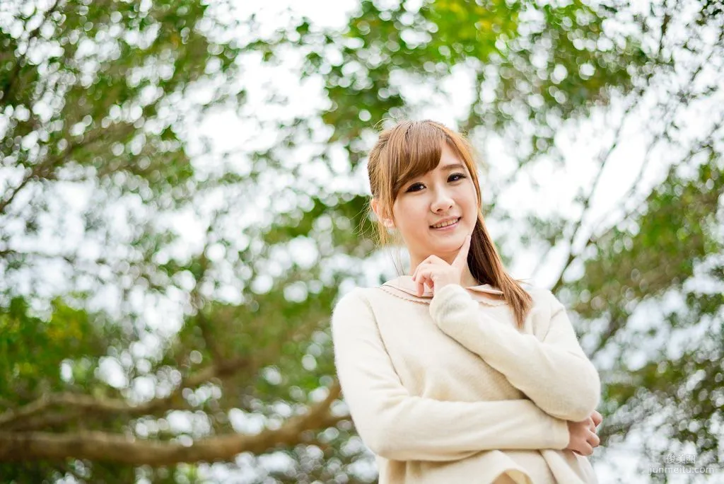台湾女神李思嫺《士林官邸》甜美外拍写真集
