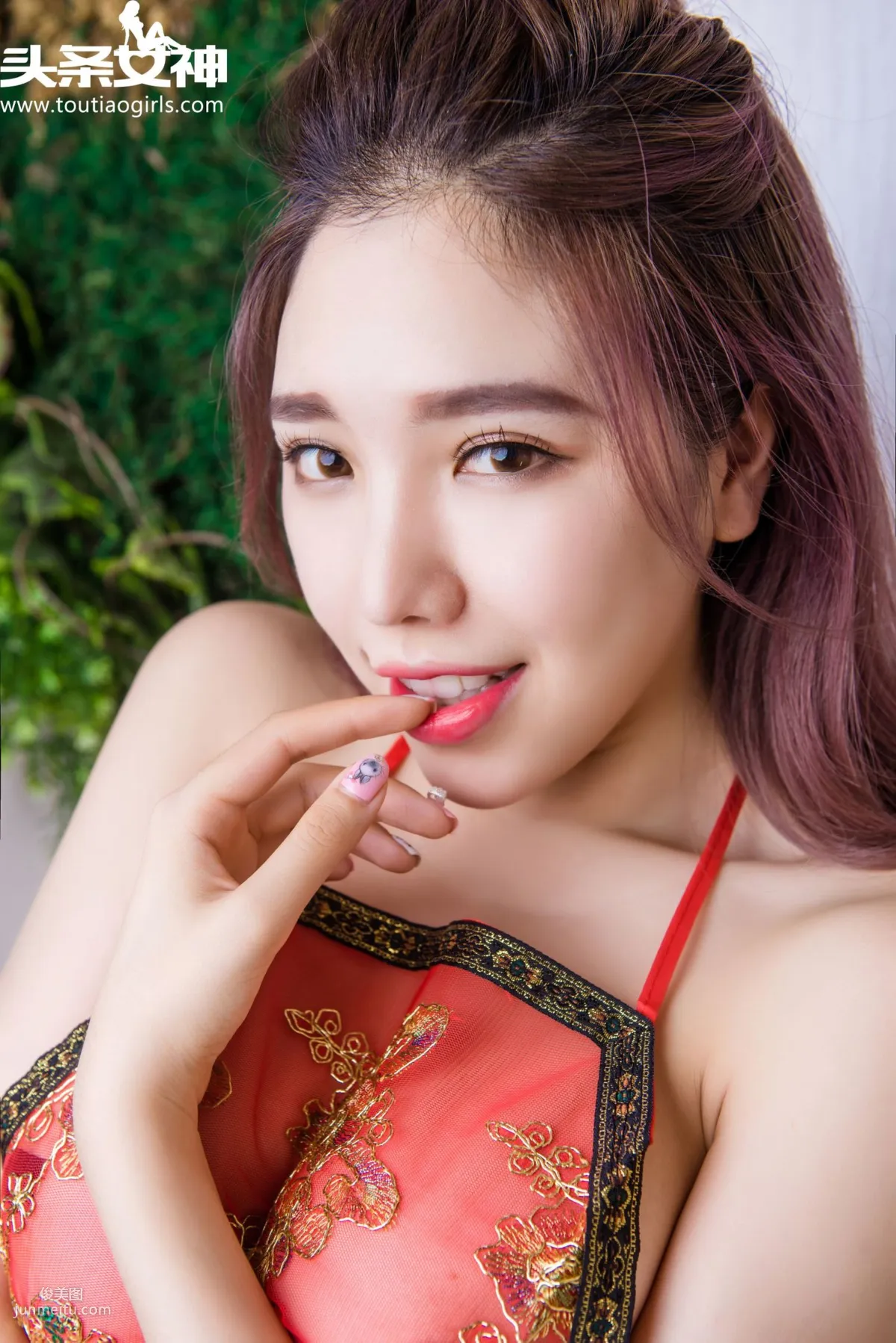 妮小妖《绝色美人图》 [头条女神] 写真集