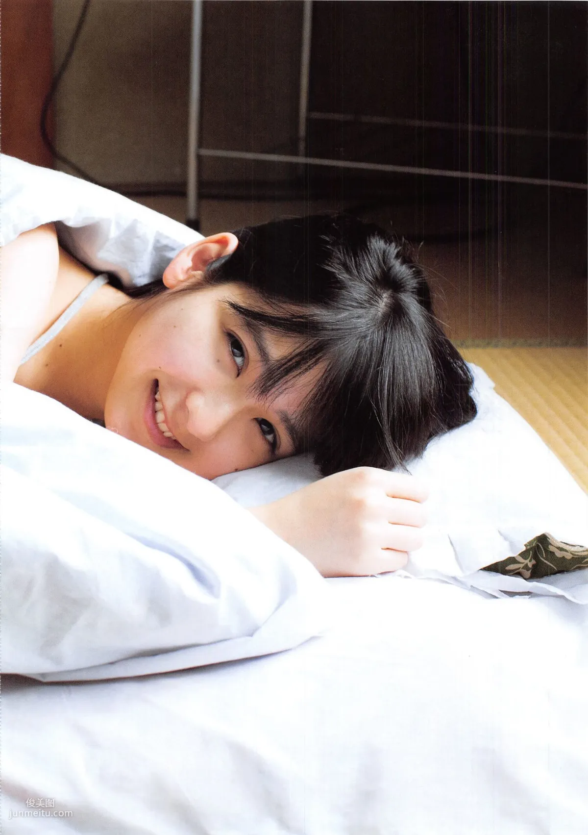 松岡菜摘/松冈菜摘《Tsuishin》 [PhotoBook] 写真集
