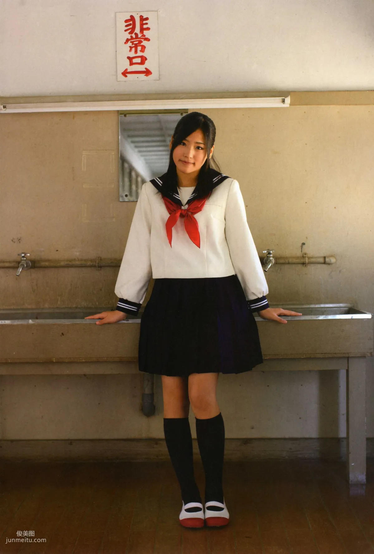渡り廊下走り队 《Akkanbe》 [Photo Book] 写真集