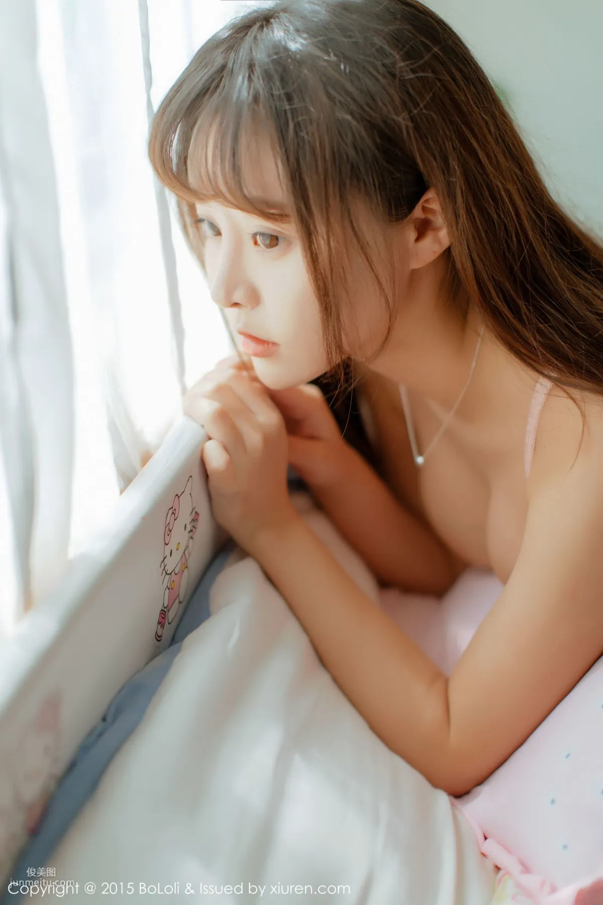 柳侑绮Sevenbaby《性感小内衣+白色吊带睡衣》 [BoLoli波萝社] Vol.002 写真集