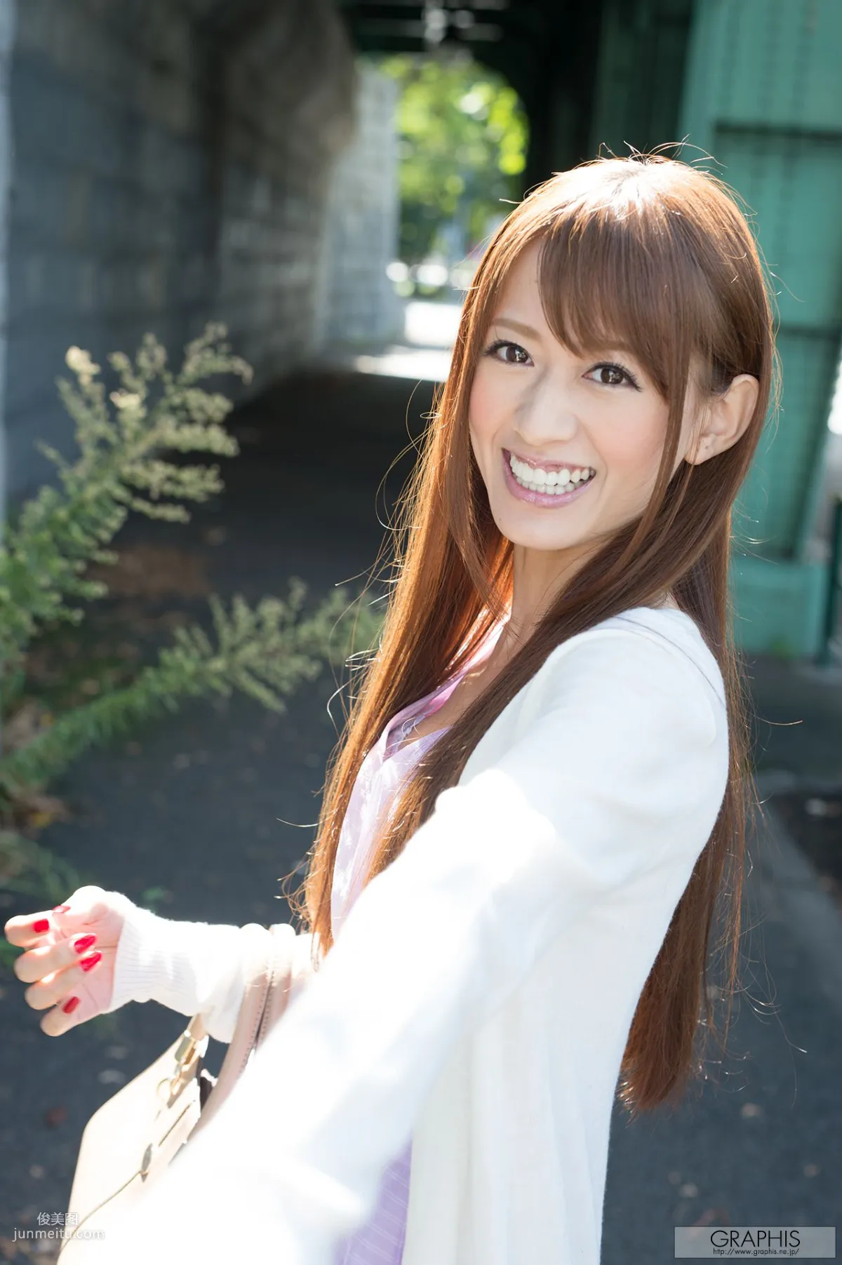 希岛爱理《Silky》 [Graphis] Gals 写真集