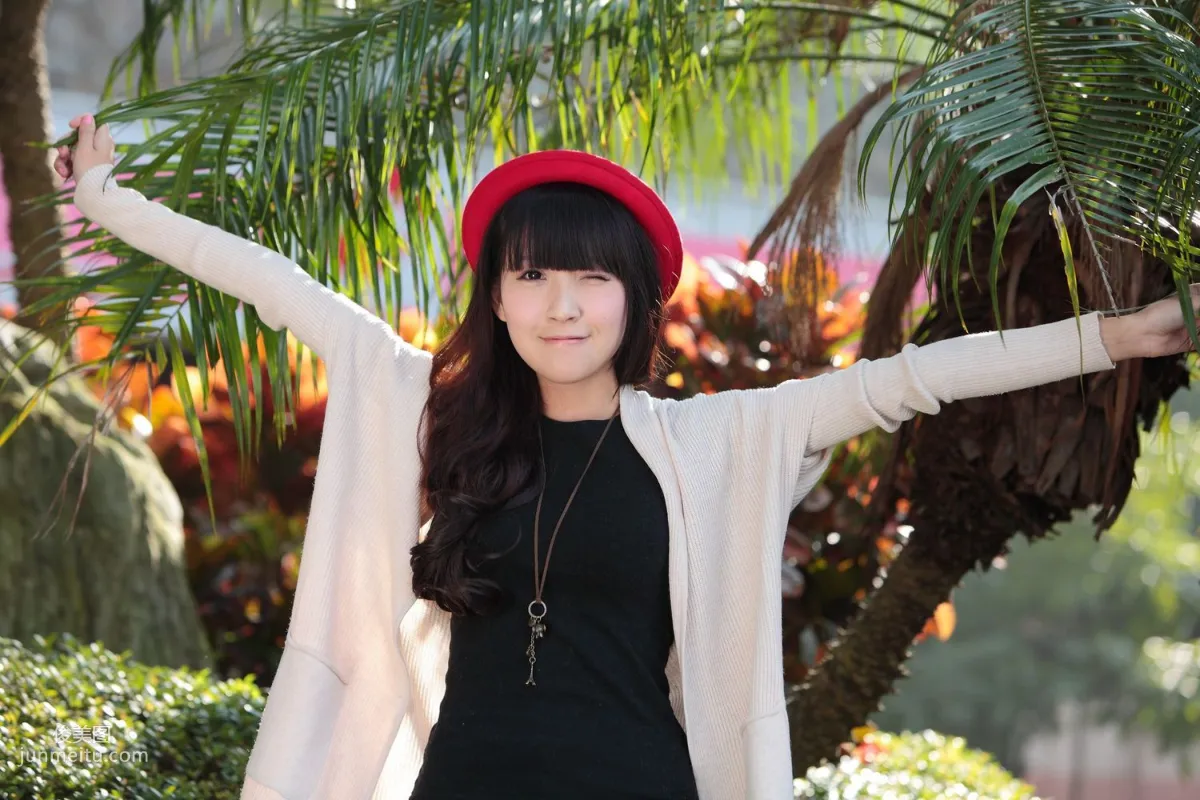 台湾萝莉正妹模特綠豆《小清新唯美外拍》写真集