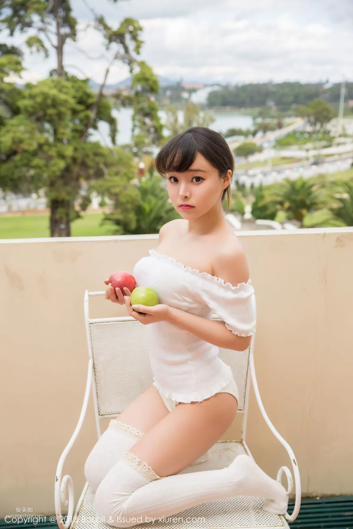 柳侑绮Sevenbaby《越南大叻旅拍》蕾丝装+SM诱惑 [BoLoli波萝社] Vol.088 写真集