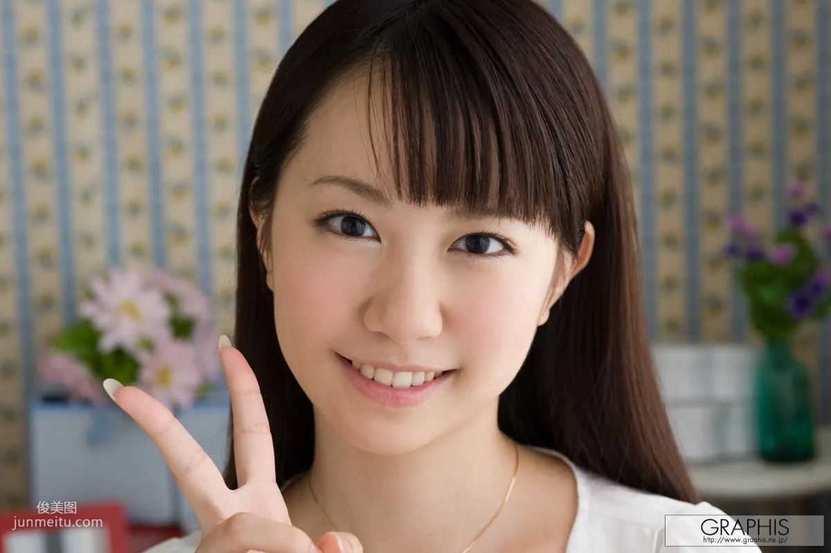 香澄のあ/香澄乃亚《Neatly》 [Graphis] Gals 写真集