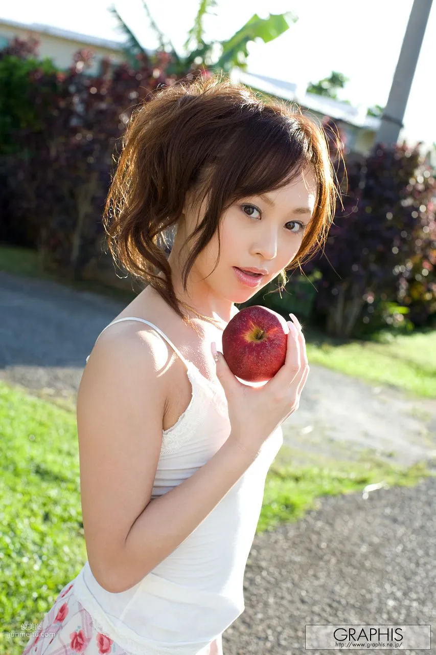 吉原ミィナ/吉原美那 [Graphis] First Gravure 初脱ぎ娘 写真集