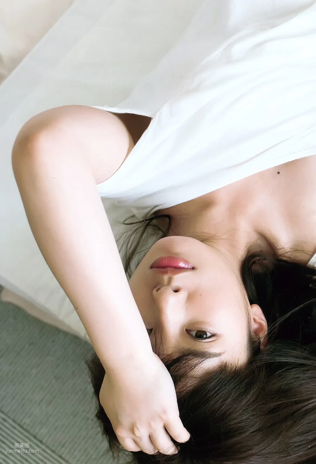 山田菜々/山田菜菜《NMB48卒業メモリアル·フォトブック》 [PB写真集]