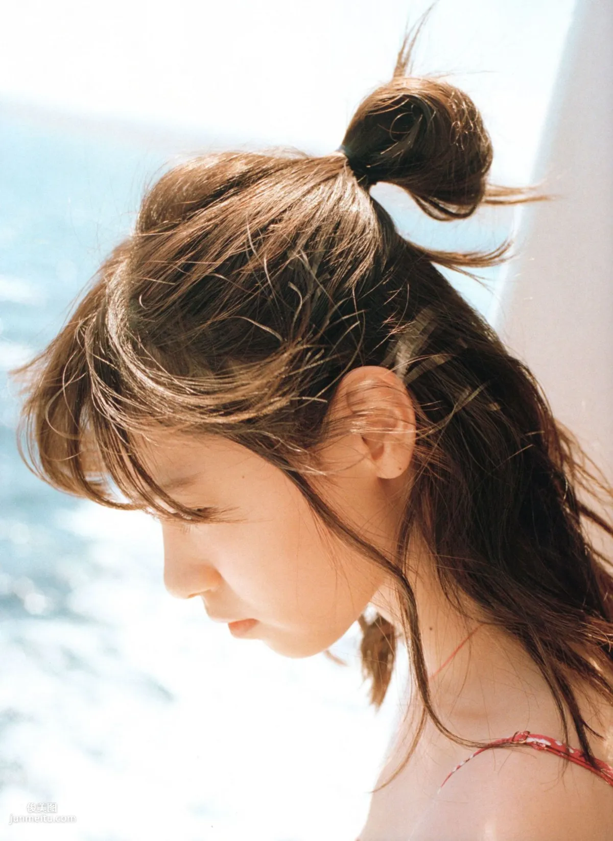 西野七濑 《風を着替えて》 [PB写真集]