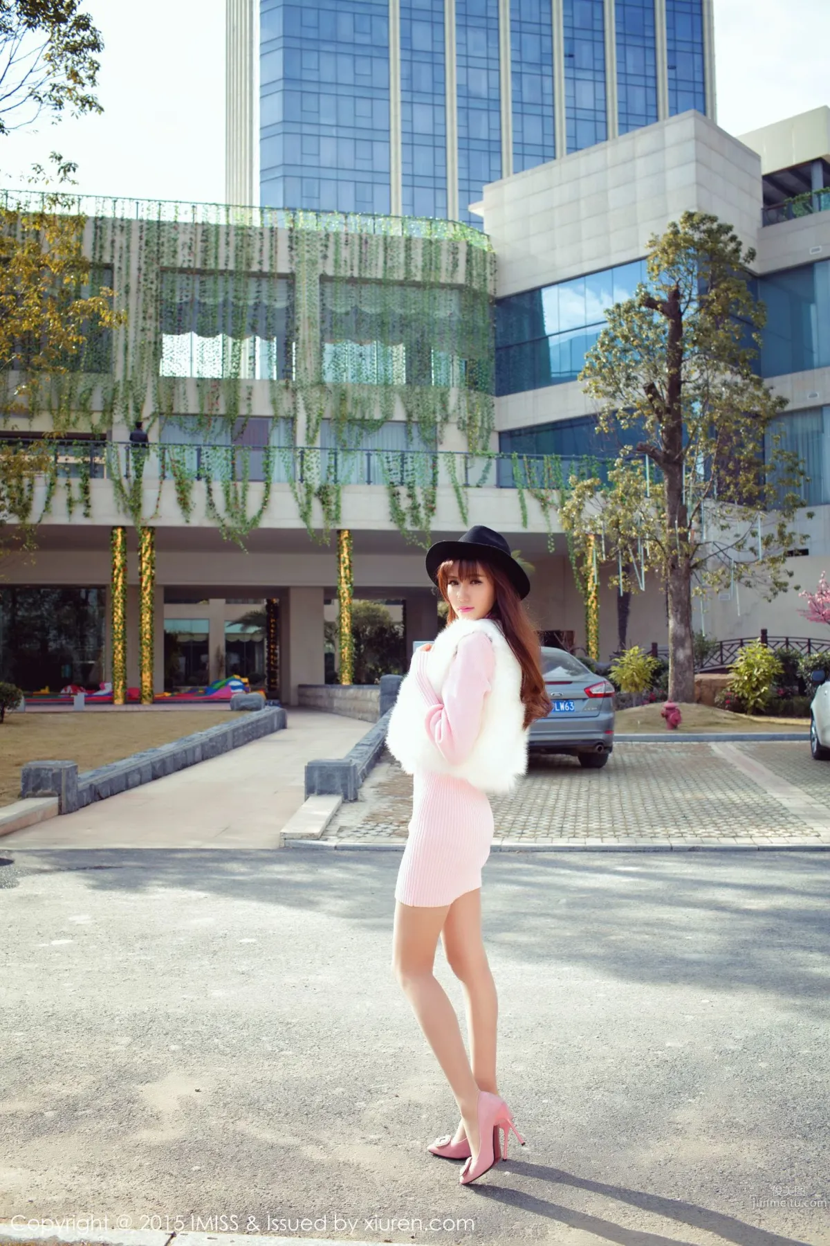 气质美女@Sandy陈天扬 《同程旅拍》 [爱蜜社IMiss] Vol.011 写真集