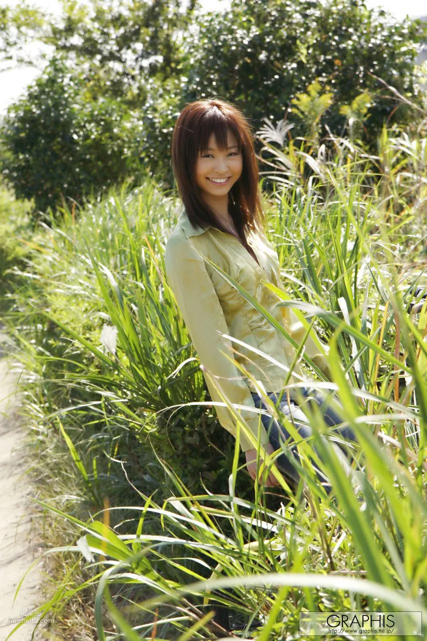 Sarasa Hara 原更紗 [Graphis] First Gravure 初脱ぎ娘 写真集