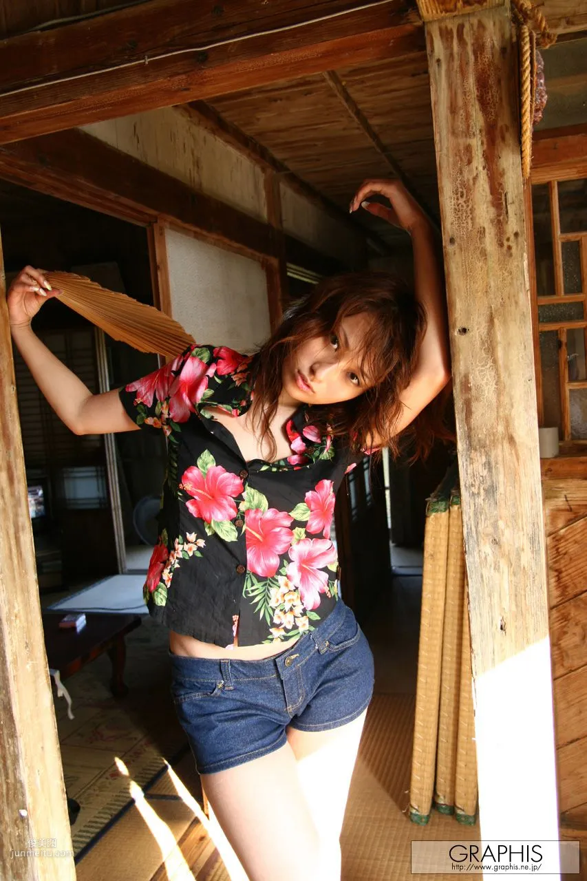 吉崎直绪《Happy Island》 [Graphis] Special Contents 写真集