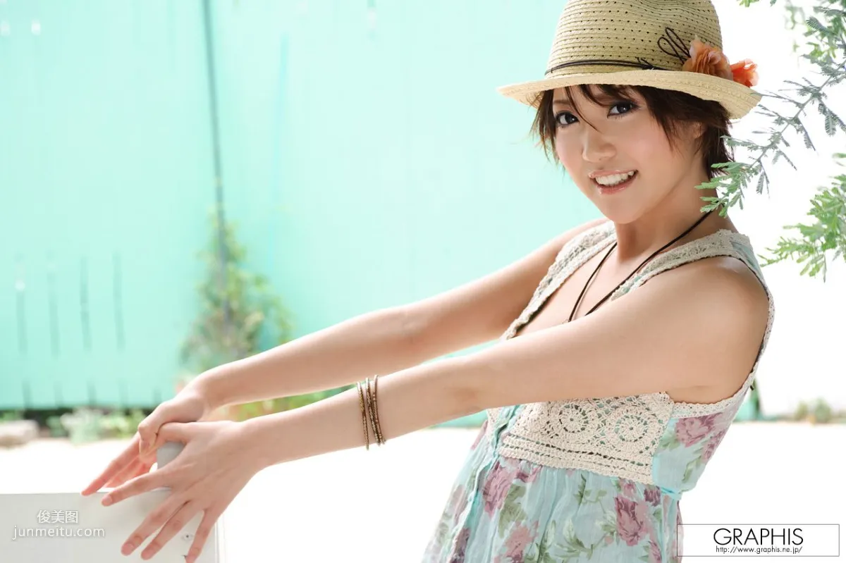 優希まこと《Silkiness》 [Graphis] Gals 写真集