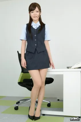 [4K-STAR] NO.00231 桜ハナ Office Lady 职业装 写真集