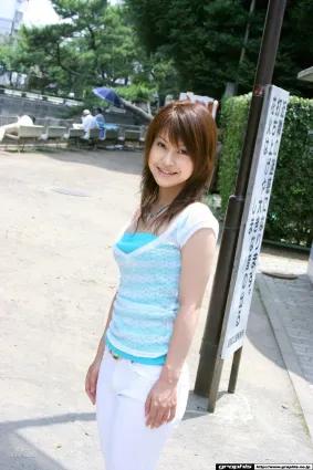 Ayumi Motomura 元村あゆみ [Graphis] First Gravure 初脱ぎ娘 写真集