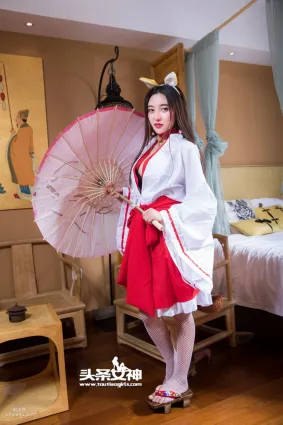 李梓熙《白桂院凛凛蝶 九尾狐狸COS》 [头条女神] VIP专享 写真集