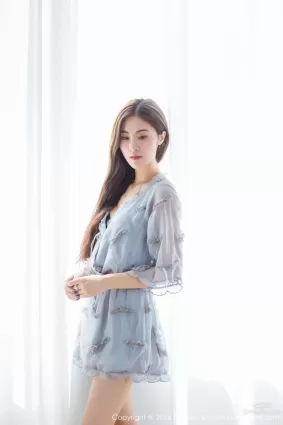 菲儿《柔柔阳光沐浴下的女神》 [星乐园LeYuan] Vol.018 写真集