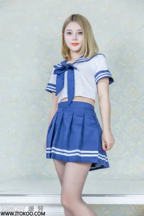 蜜雪儿Michelle《蓝色水手服+超薄灰丝裤袜》 [ISHOW爱秀] NO.097 写真集