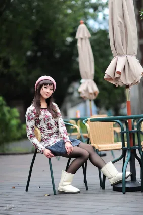 台湾黑丝芭比娃娃美女外拍写真集