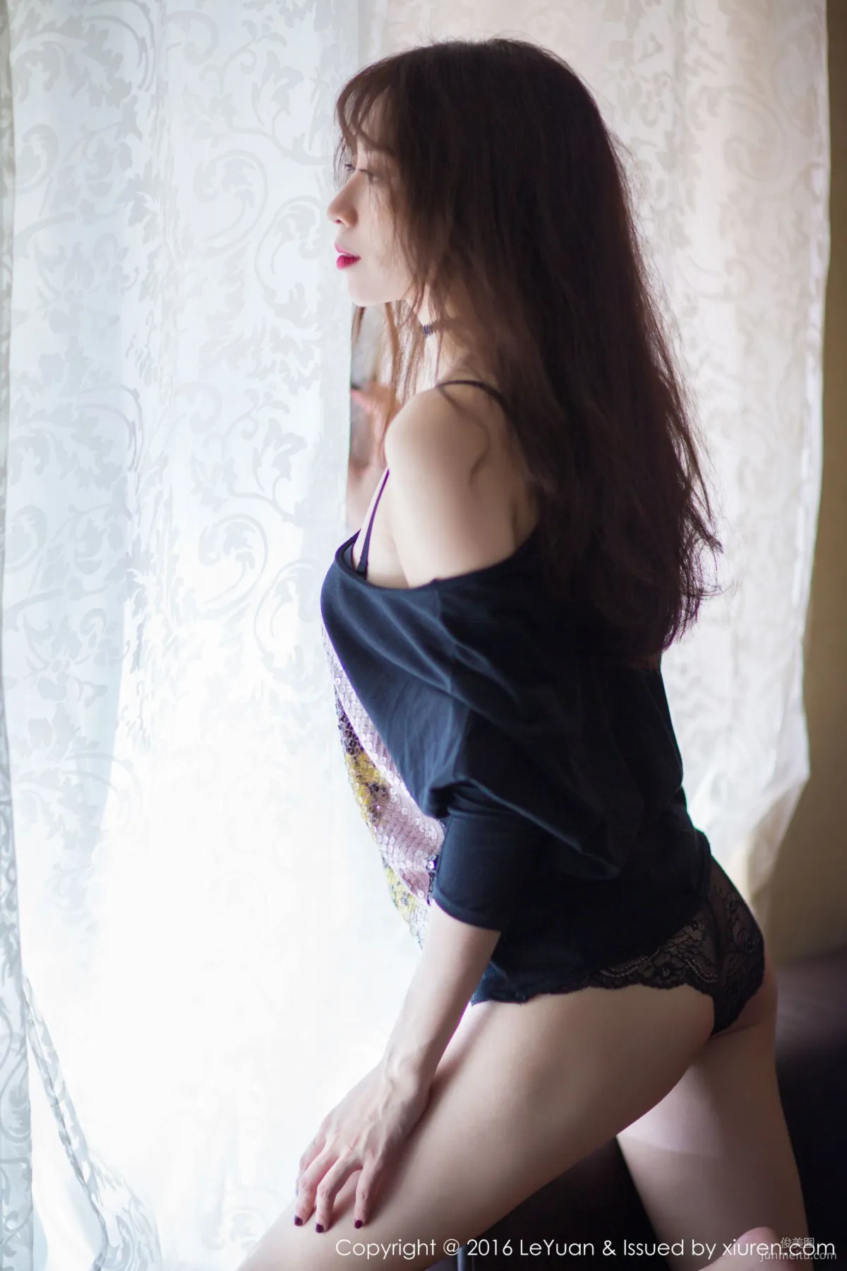 楚琪kiki 《小清新街拍+比基尼系列》 [星乐园LeYuan] Vol.006 写真集
