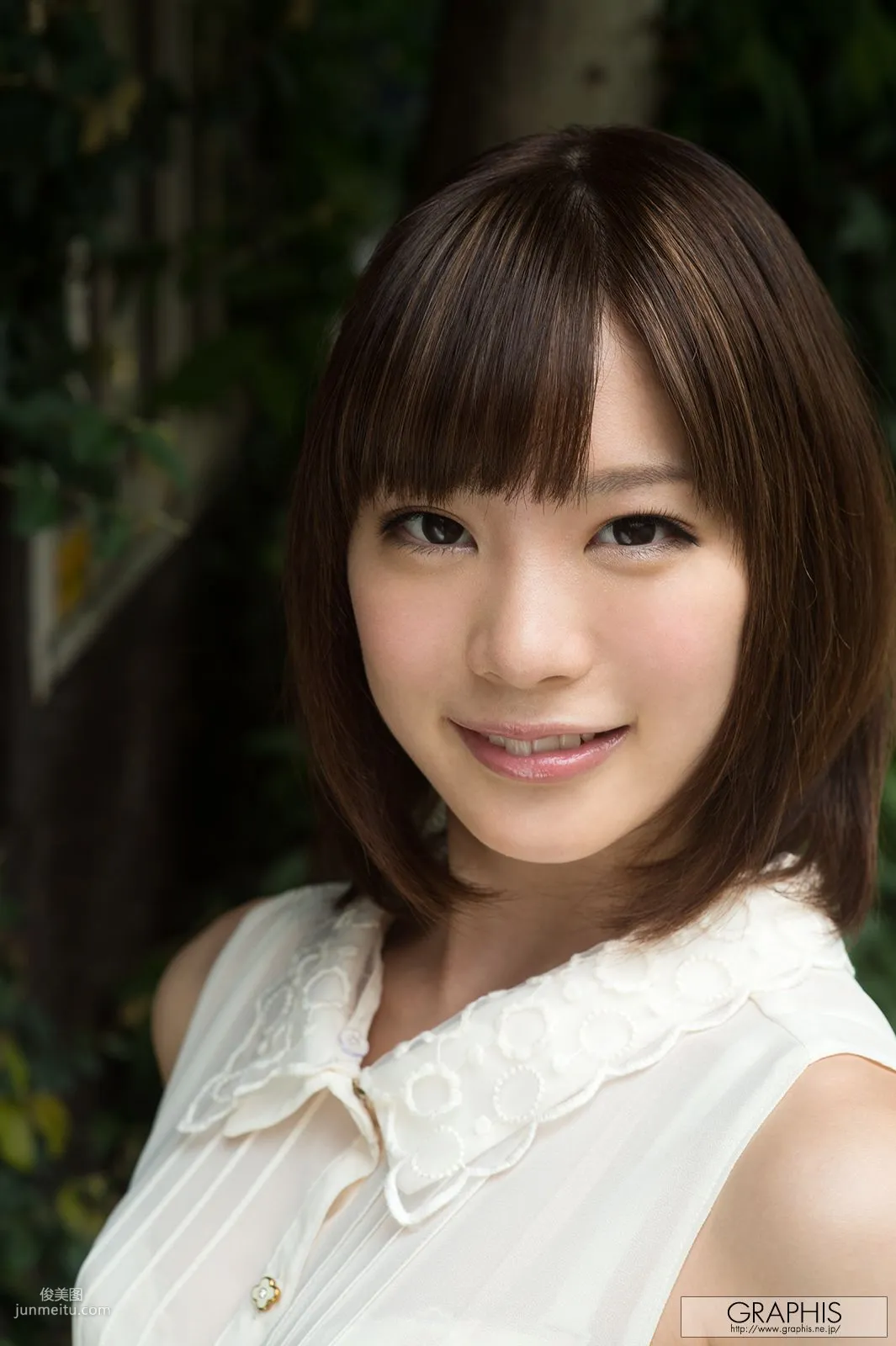 鈴村あいり《Erotic Expression》 [Graphis] Gals 写真集