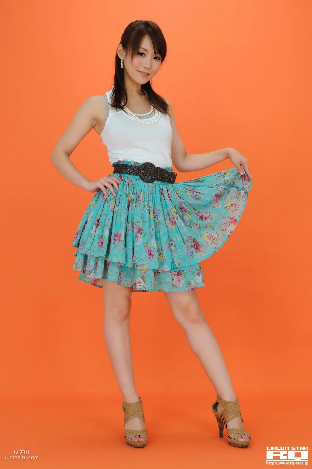 [RQ-STAR] NO.00534 Yumi 優実 Private Dress 写真集