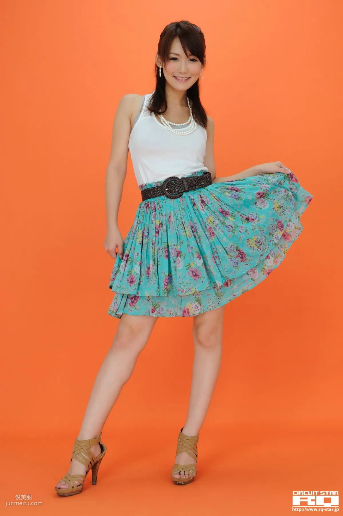 [RQ-STAR] NO.00534 Yumi 優実 Private Dress 写真集