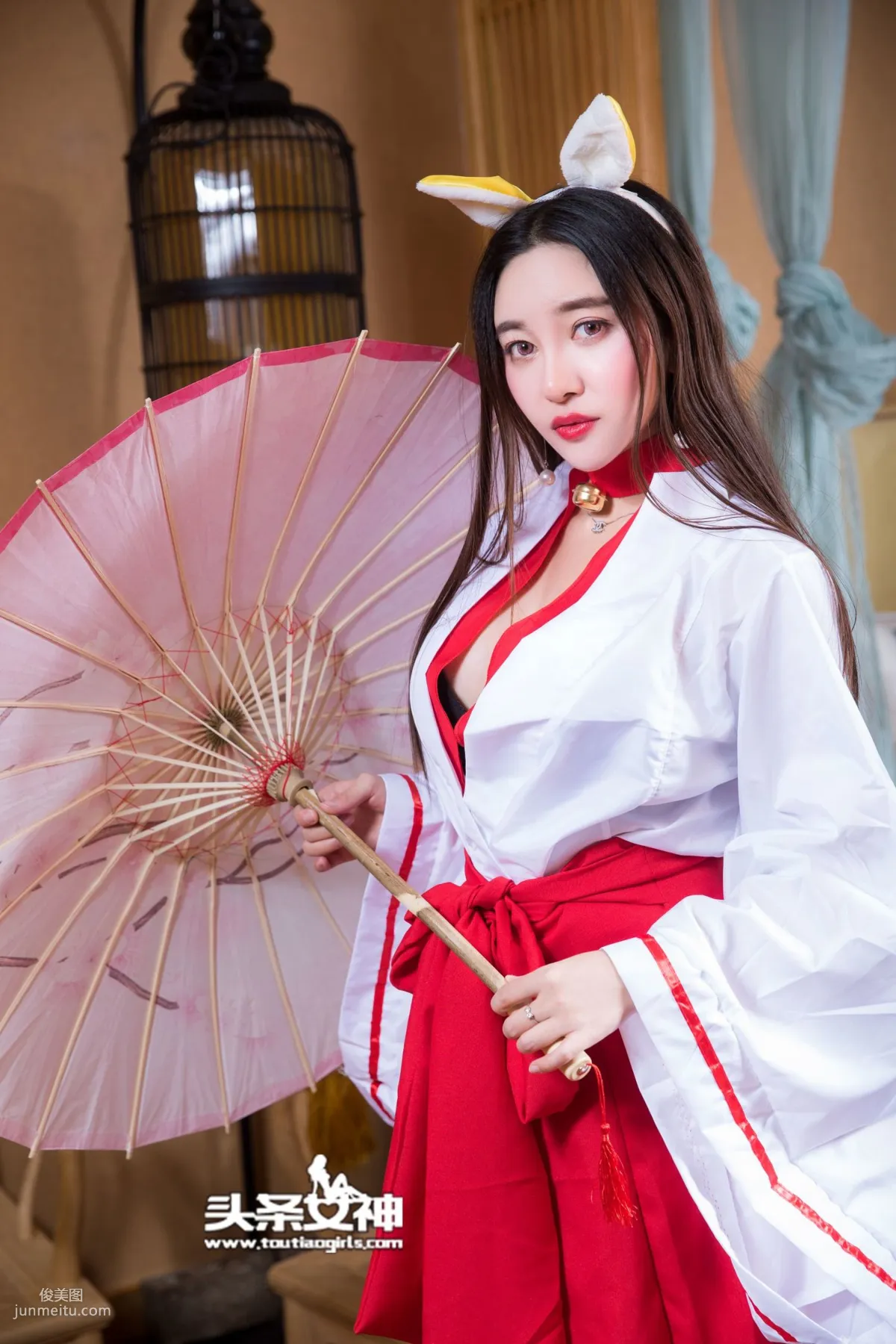 李梓熙《白桂院凛凛蝶 九尾狐狸COS》 [头条女神] VIP专享 写真集