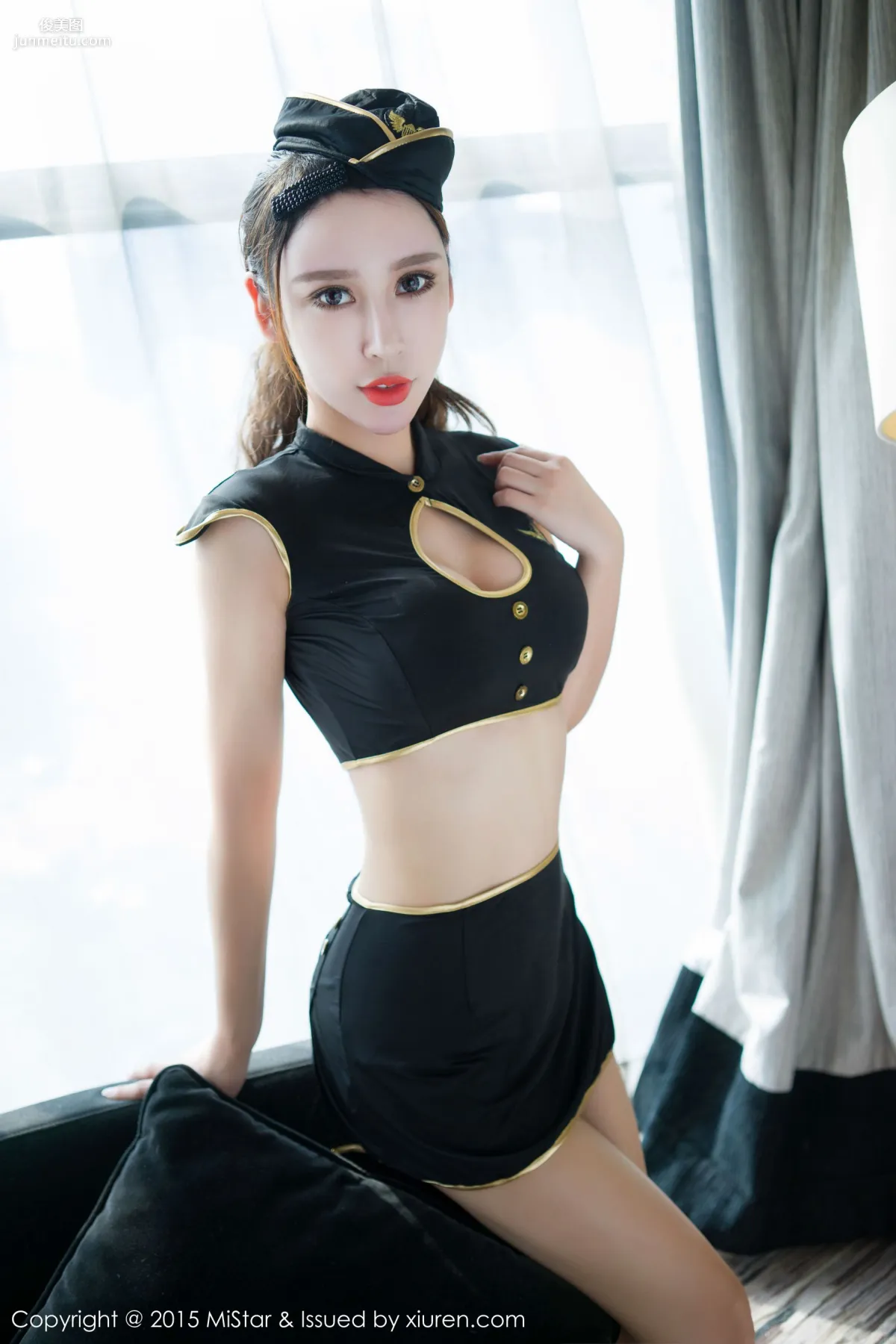杨诺依《制服+情趣内衣》 [魅妍社MiStar] Vol.053 写真集