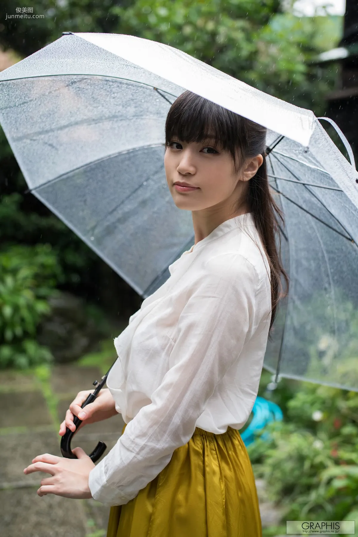 高橋しょう子《Noble bomb》 [Graphis] Gals 写真集