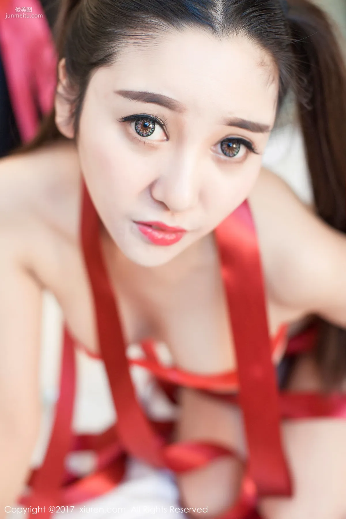 李梓熙《红丝带束缚+开胸透视装》 [秀人网XIUREN] No.717 写真集