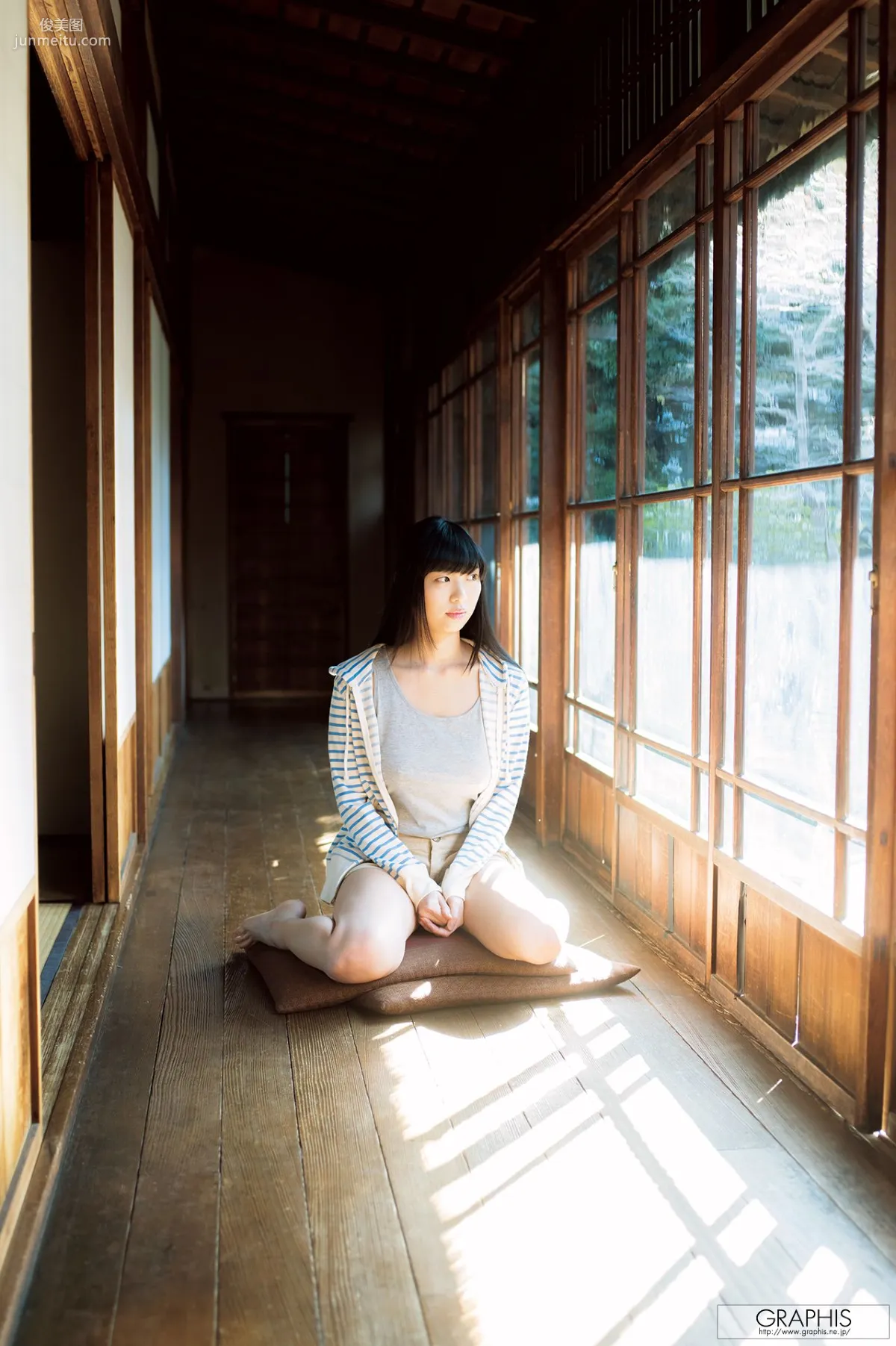 桐谷まつり《Primula Julian》 [Graphis] Gals 写真集
