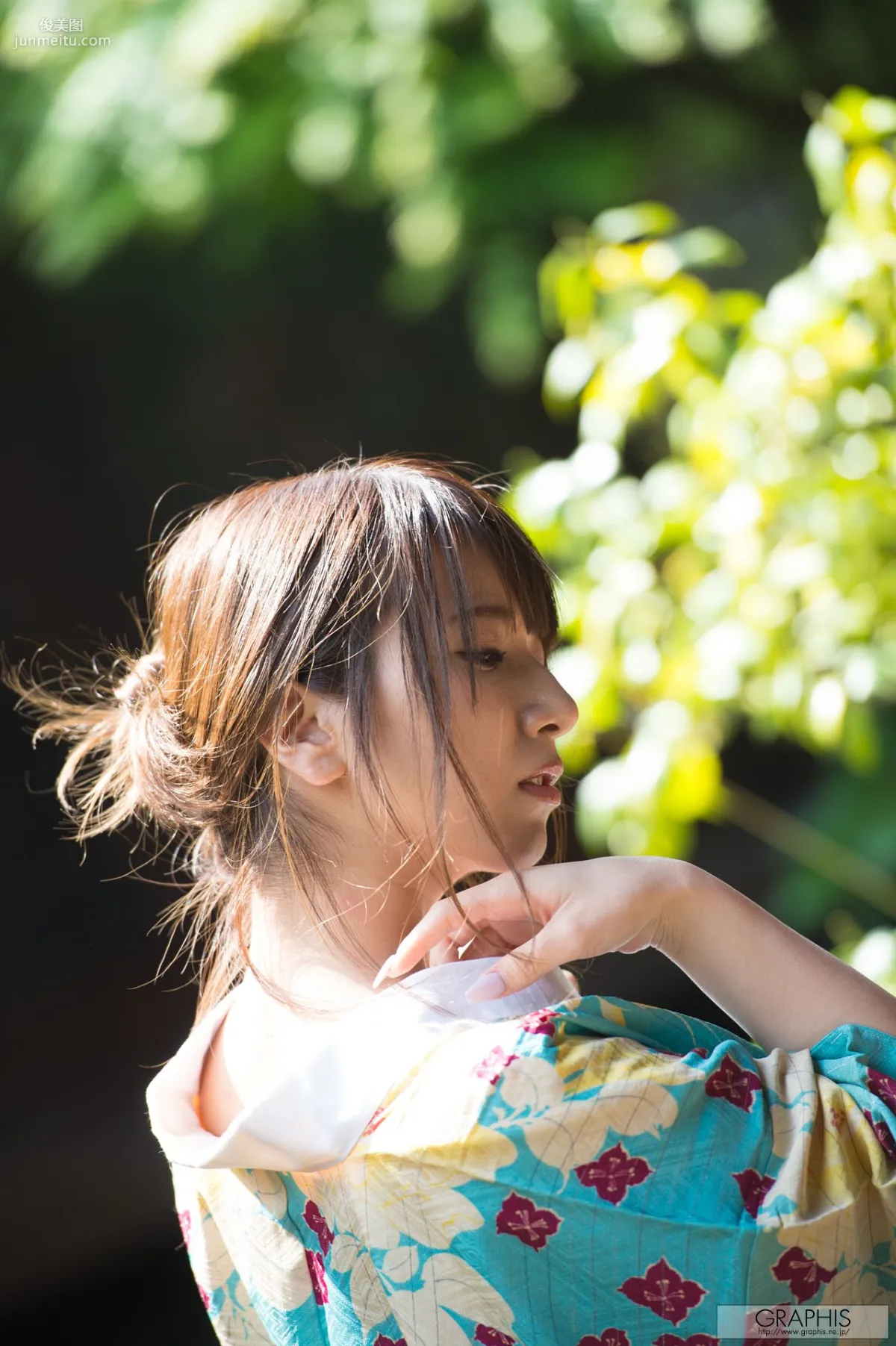 園田みおん《AWESOME》 [Graphis] Gals 写真集