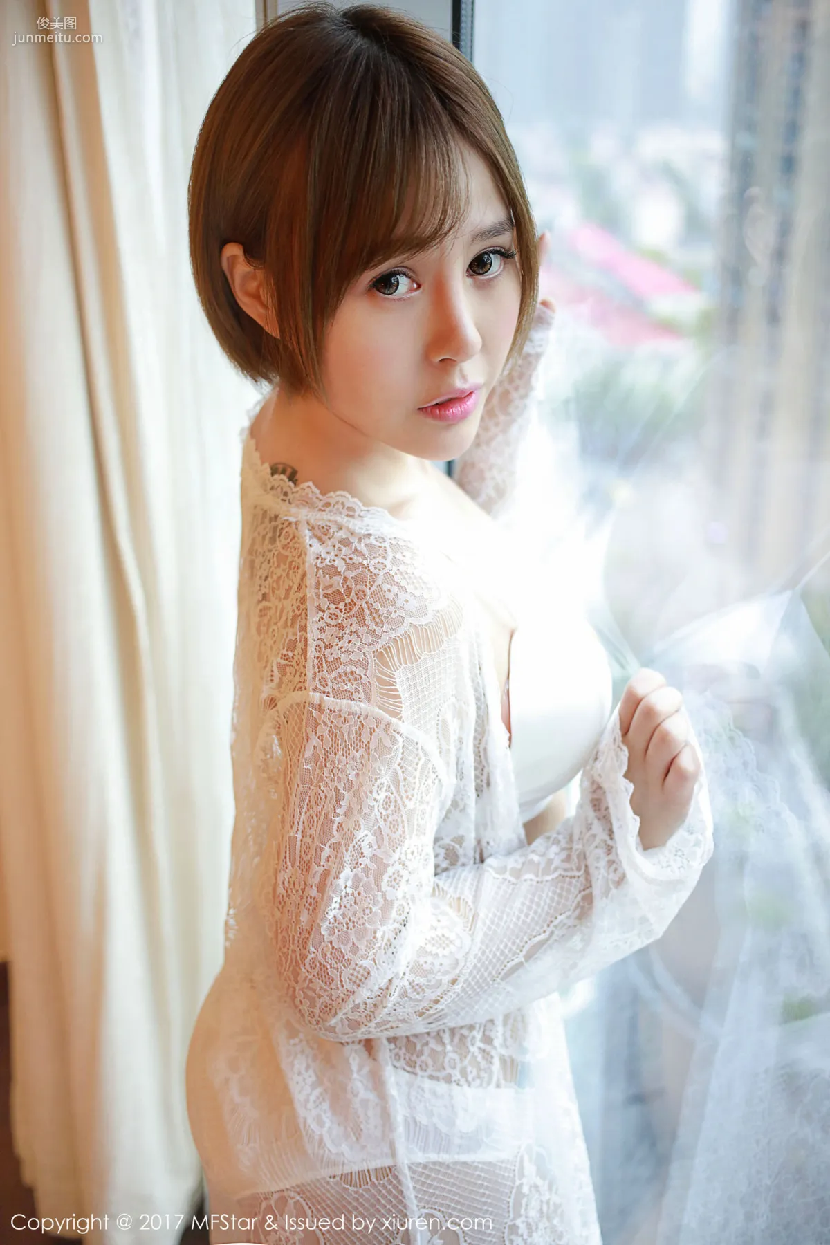Evelyn艾莉《蕾丝半透内衣》 [模范学院MFStar] Vol.099 写真集