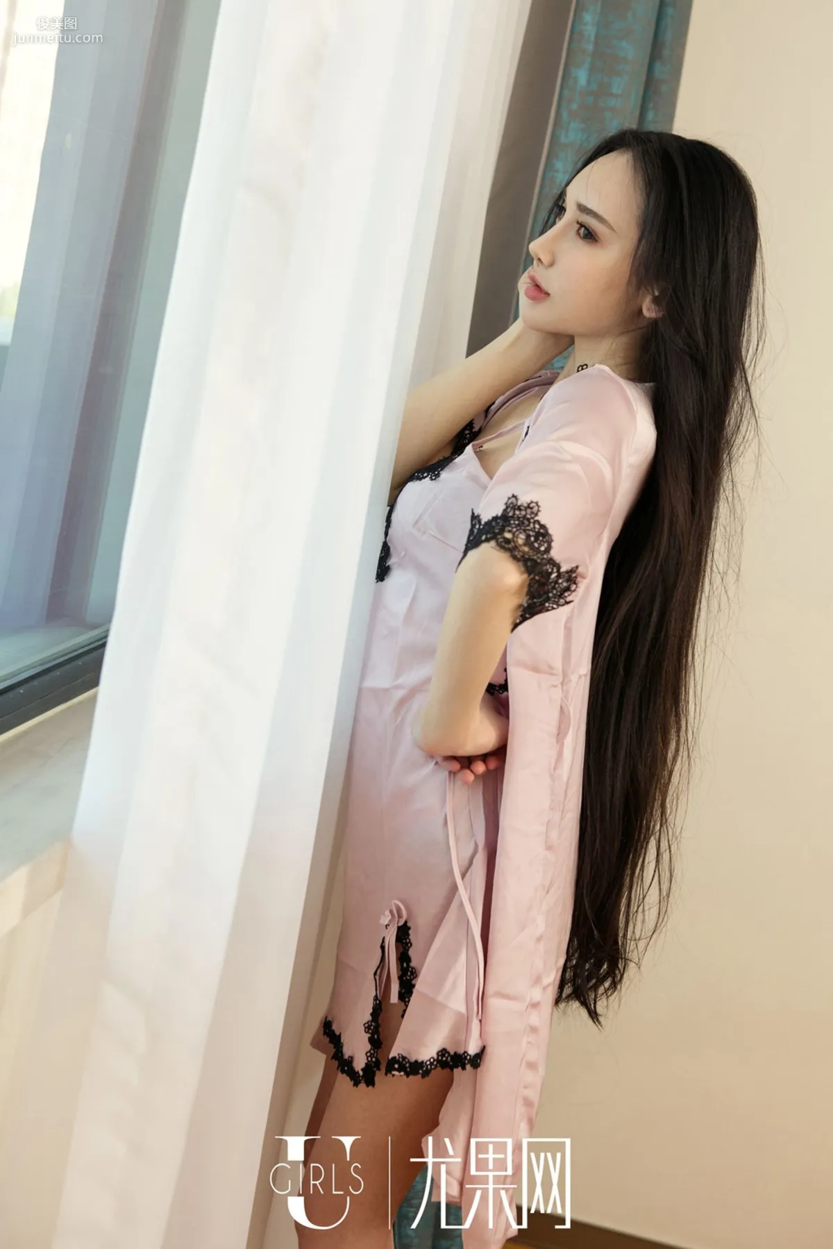 [尤果网Ugirls] U224 阿依努尔瓦娅《唯爱美人唯爱伊》写真集