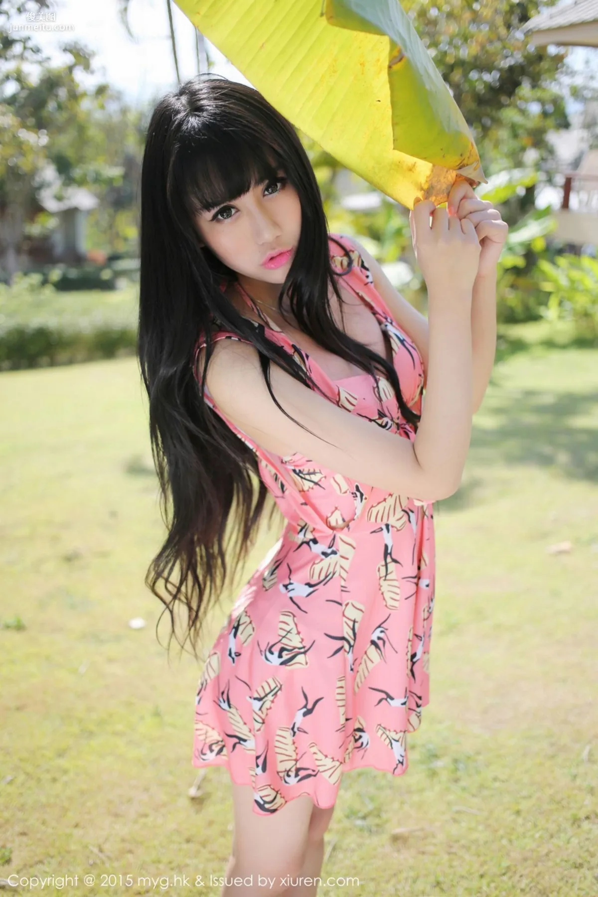 杨晓青儿《极品清新短裙+内衣外拍》 [美媛馆MyGirl] Vol.093 写真集