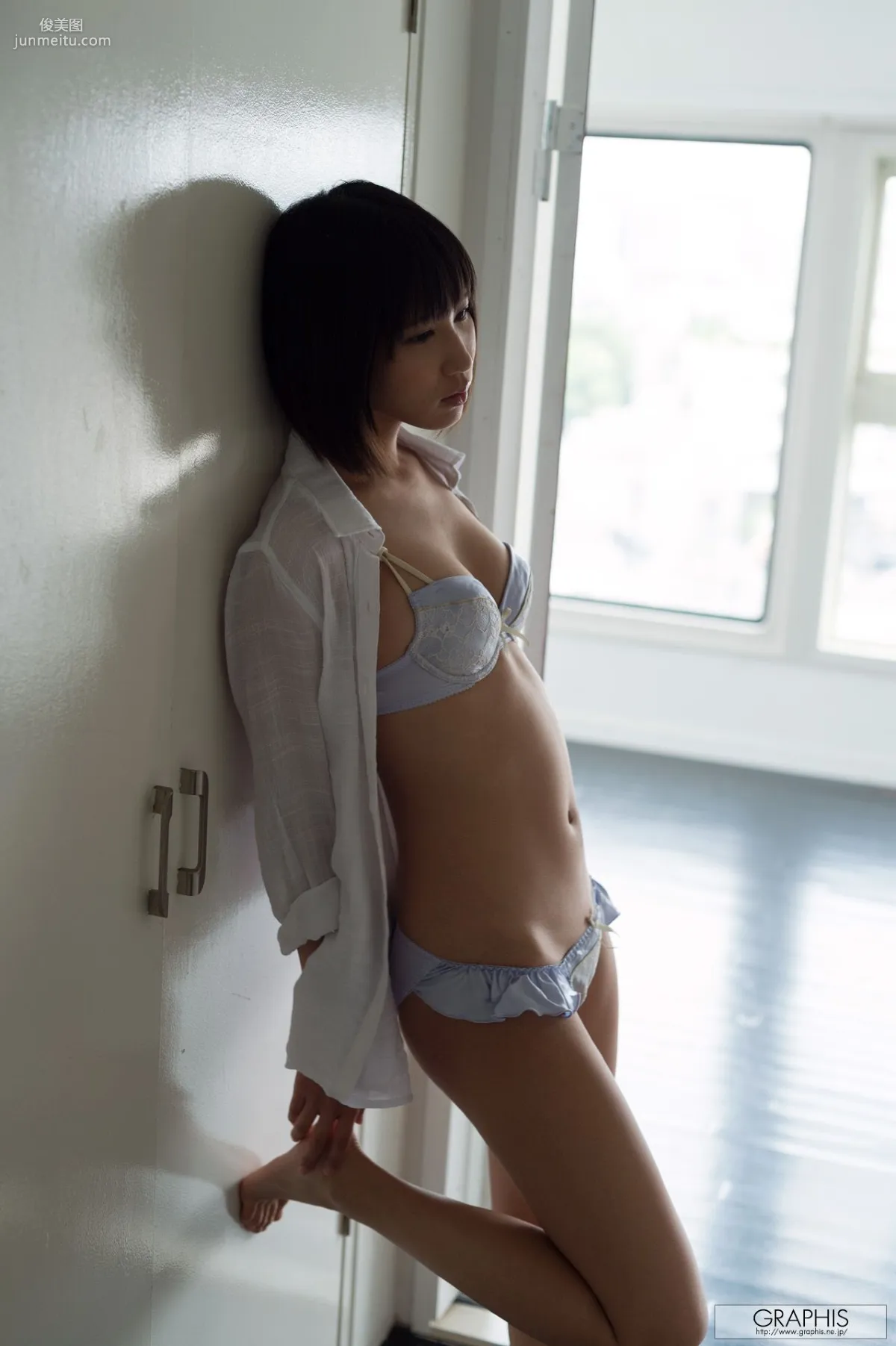 湊莉久《Carbonated》 [Graphis] Gals 写真集