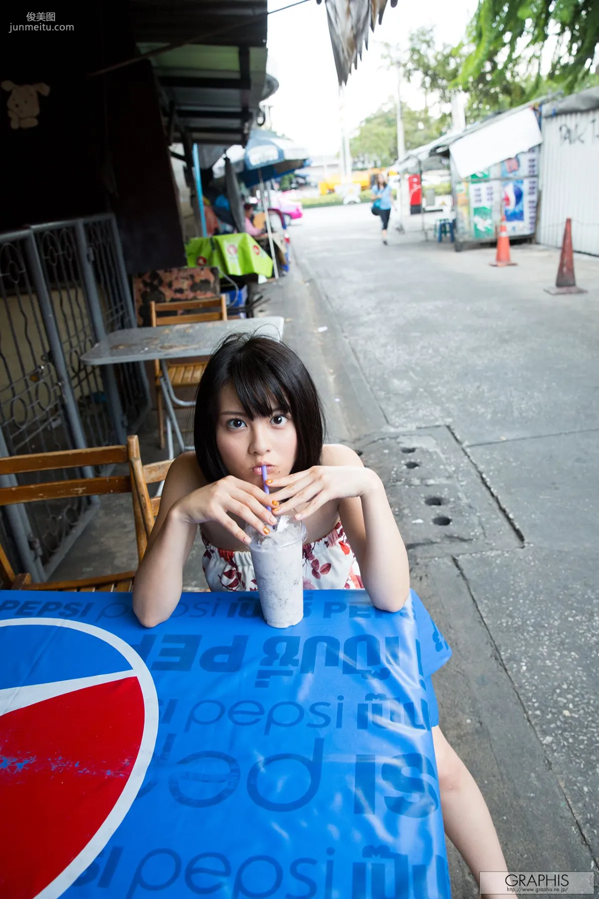 松岡ちな『Gifted』 [Graphis] Gals 写真集