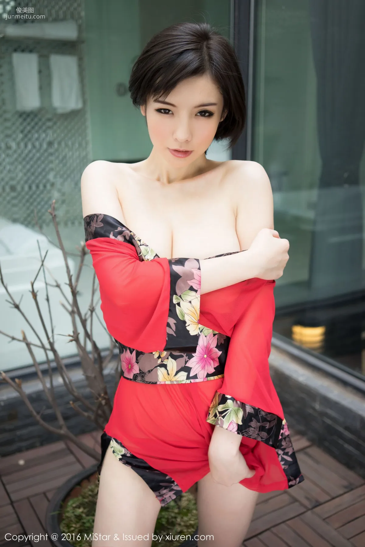 Jenny佳妮《拥有傲人巨乳的短发妹子》 [魅妍社MiStar] Vol.077 写真集