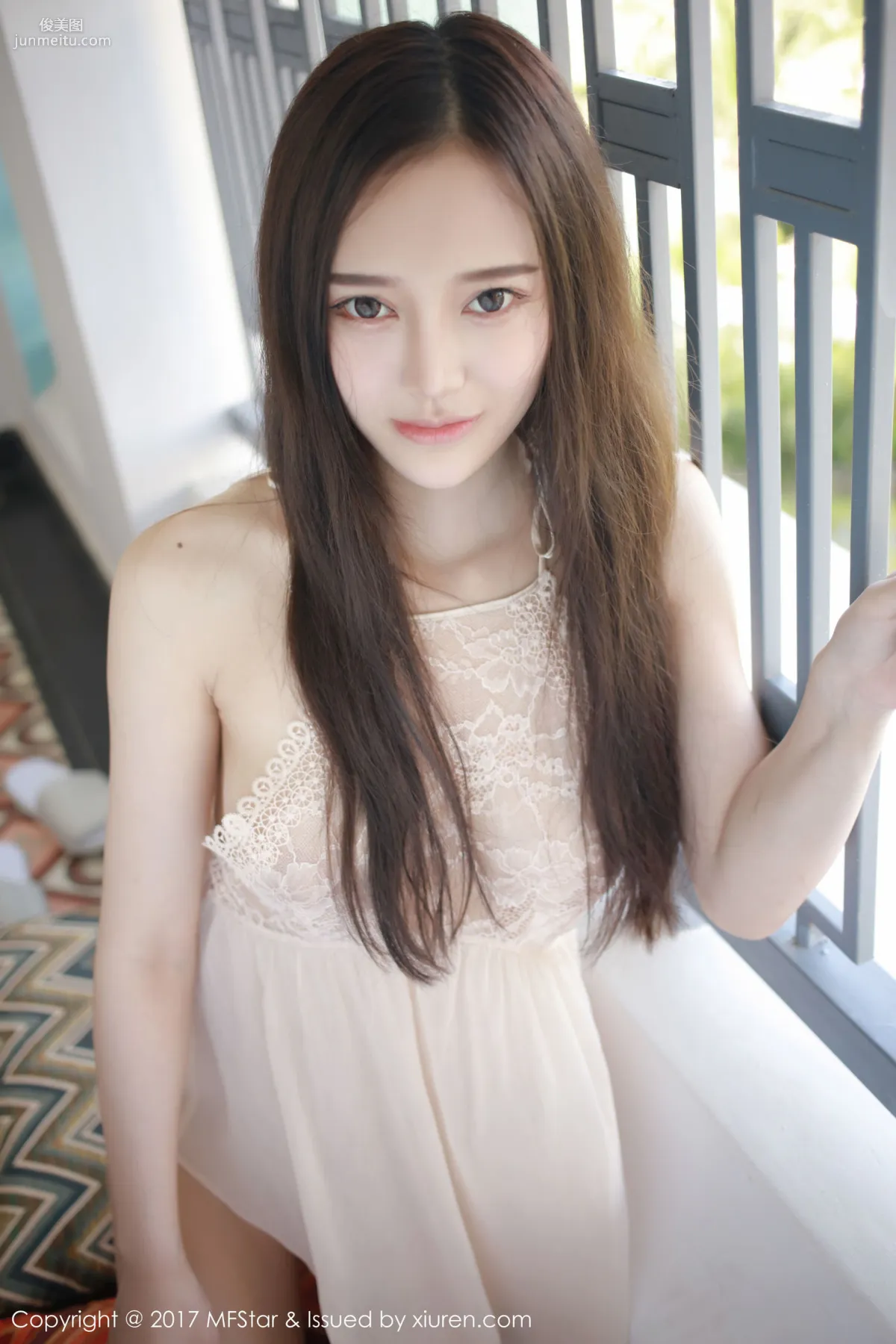 唐琪儿il《蕾丝服饰装扮下的美人》 [模范学院MFStar] VOL.101 写真集