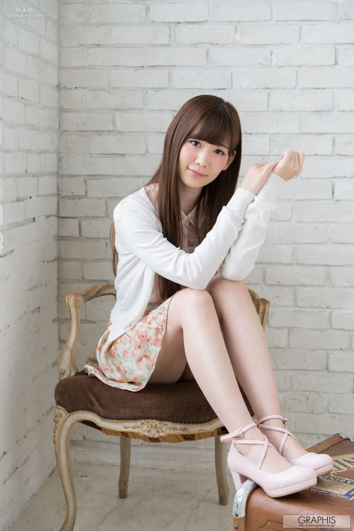 Tsumugi Akari 明里つむぎ/明里紬 [Graphis] First Gravure 初脫ぎ娘 写真集