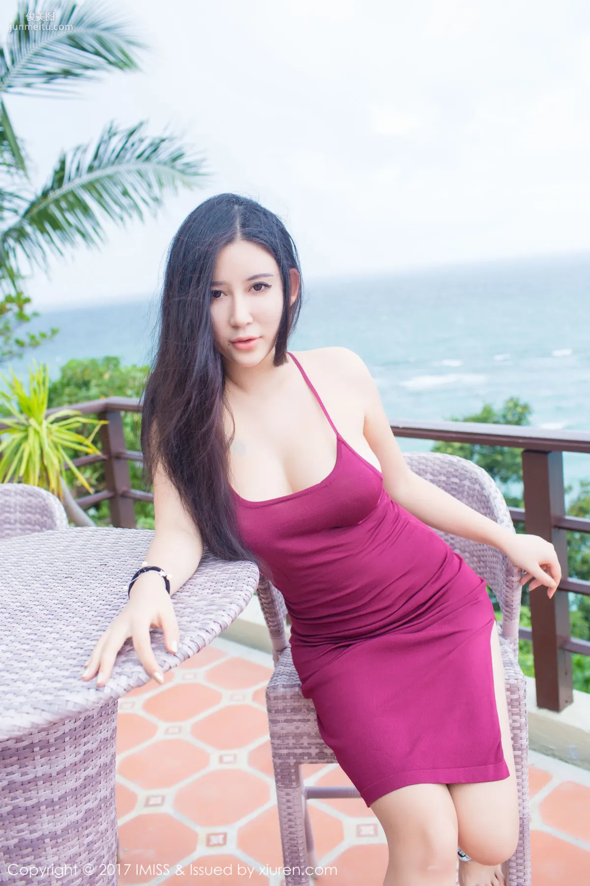 Abby李雅《牛奶滴落、惹火激凸，性感魅惑》 [爱蜜社IMISS] VOL.151 写真集