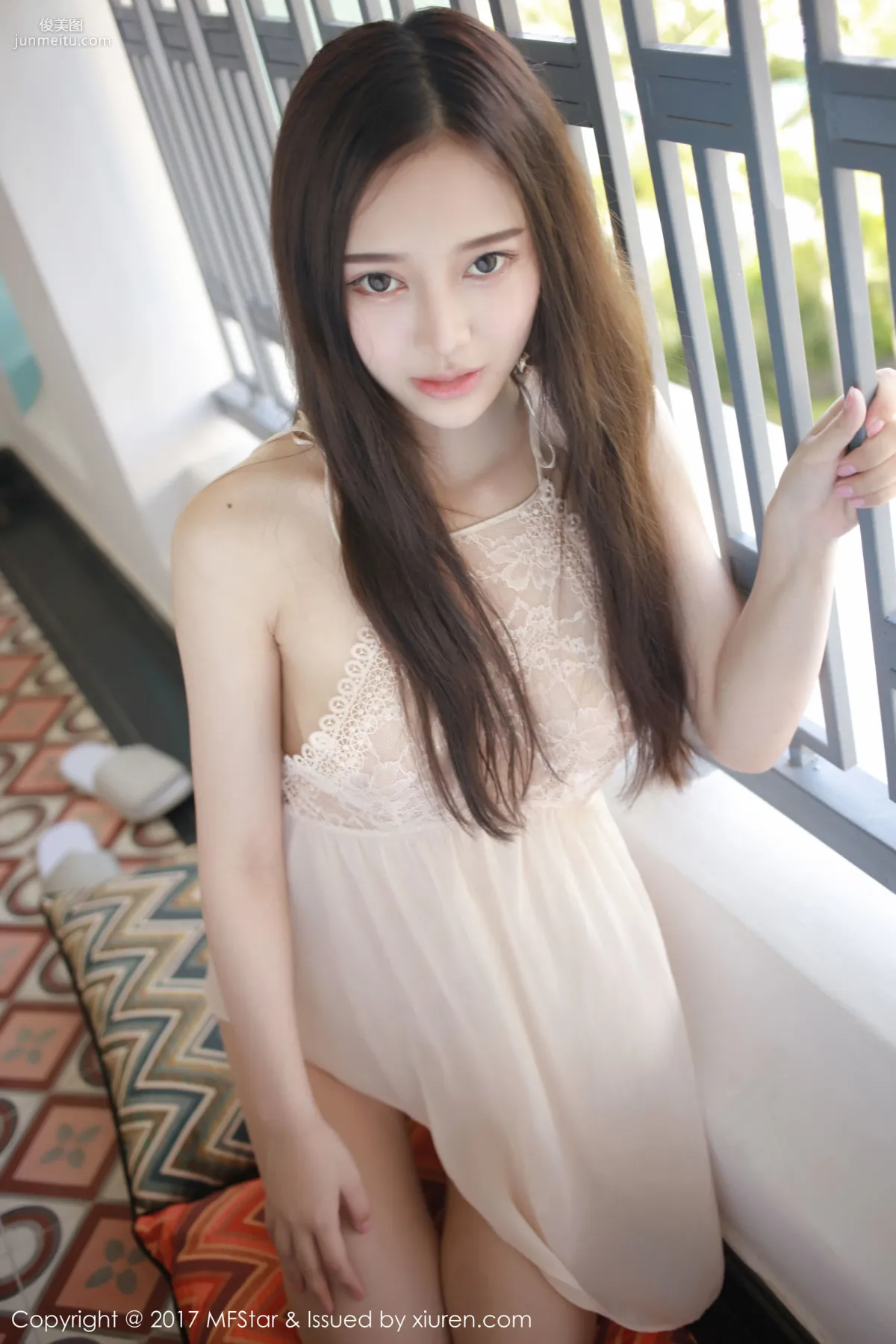 唐琪儿il《蕾丝服饰装扮下的美人》 [模范学院MFStar] VOL.101 写真集